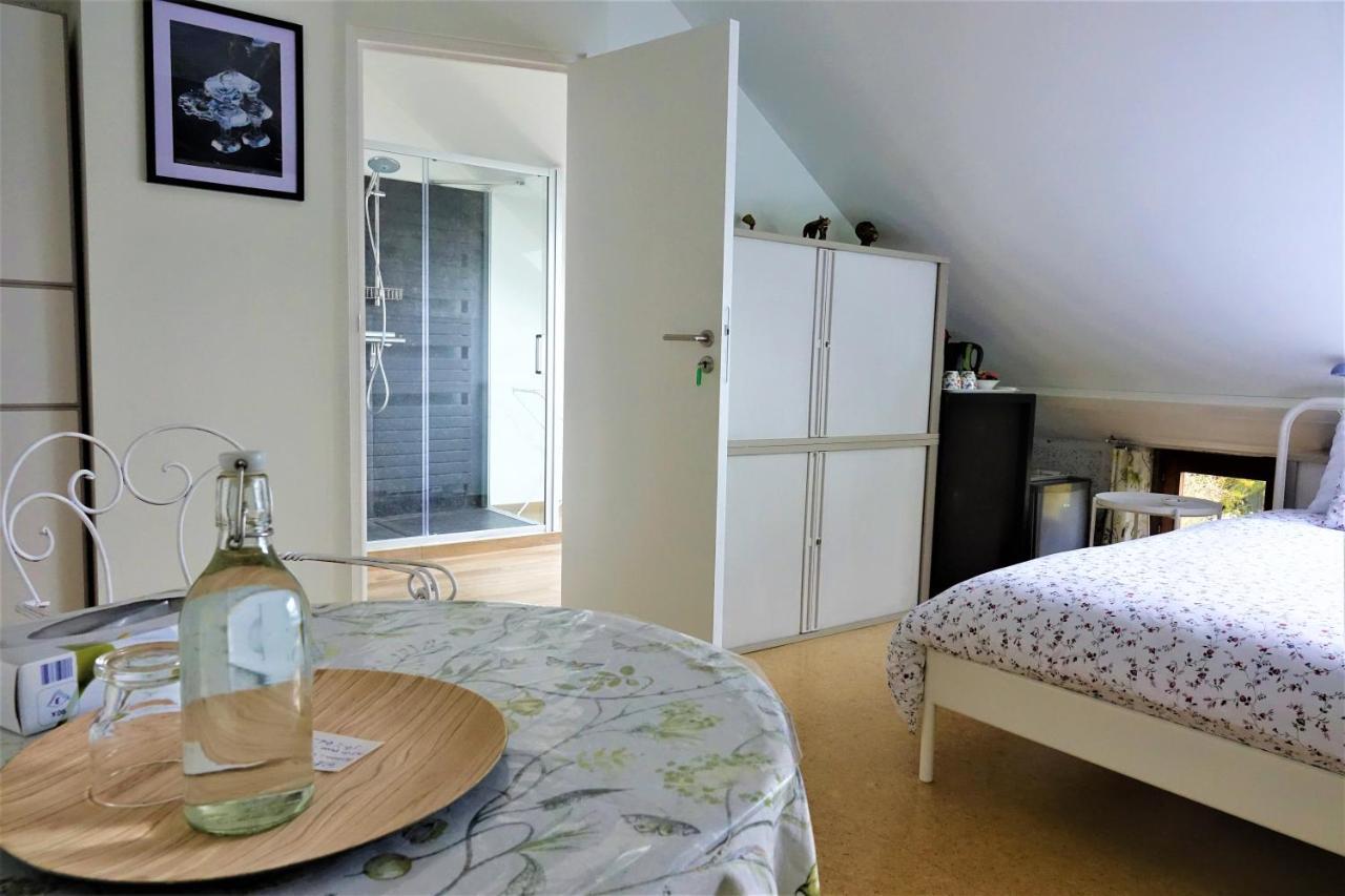 Le Jardin Des Miroirs Bed & Breakfast Esneux Exterior photo